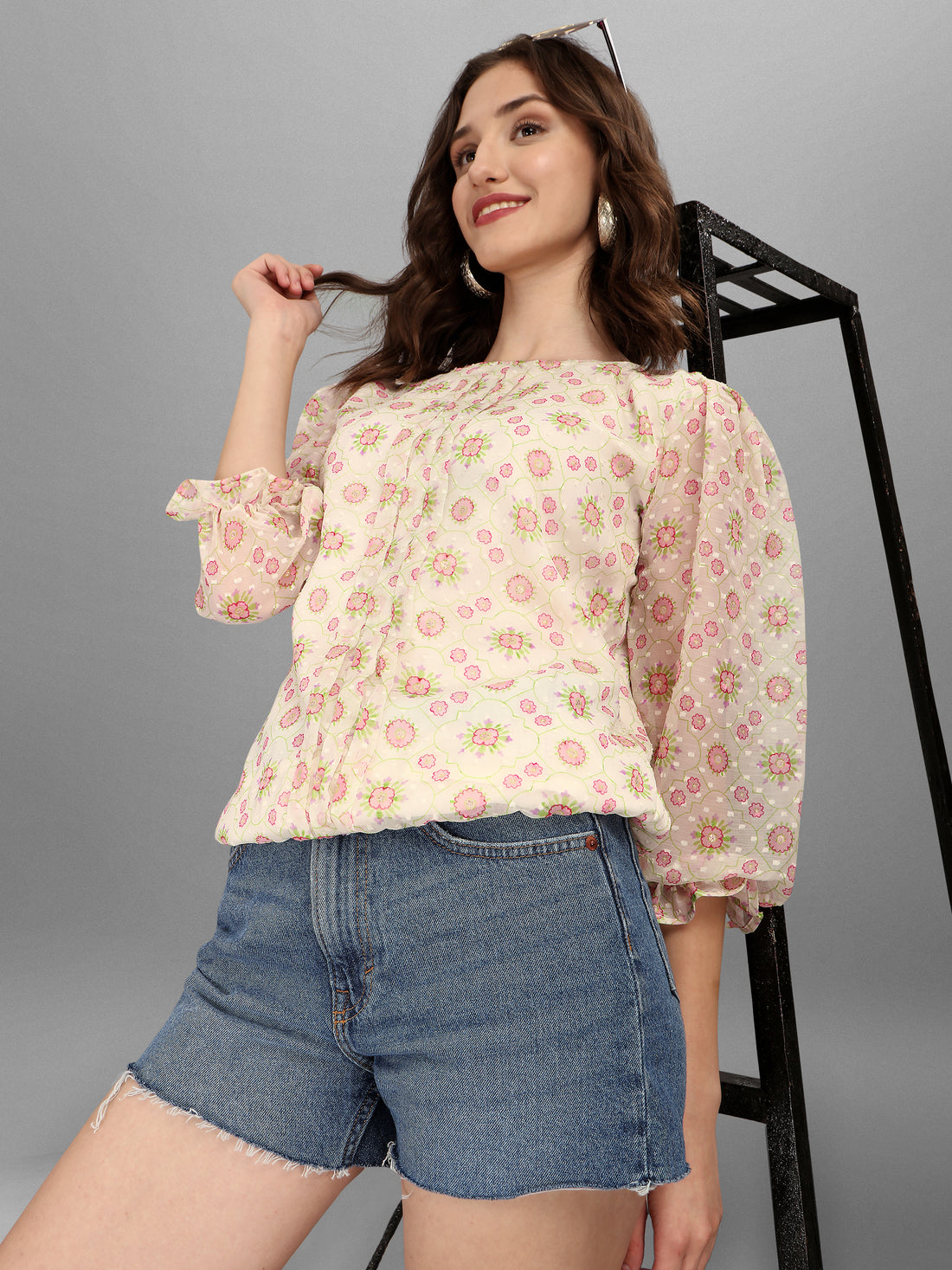RY Cream Floral Puff Sleeve Top