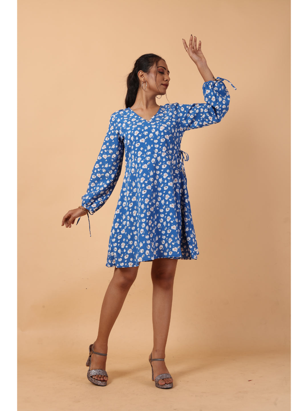 RY Wrap Blue Floral printed V-neck mini dress for Casual/gift for her